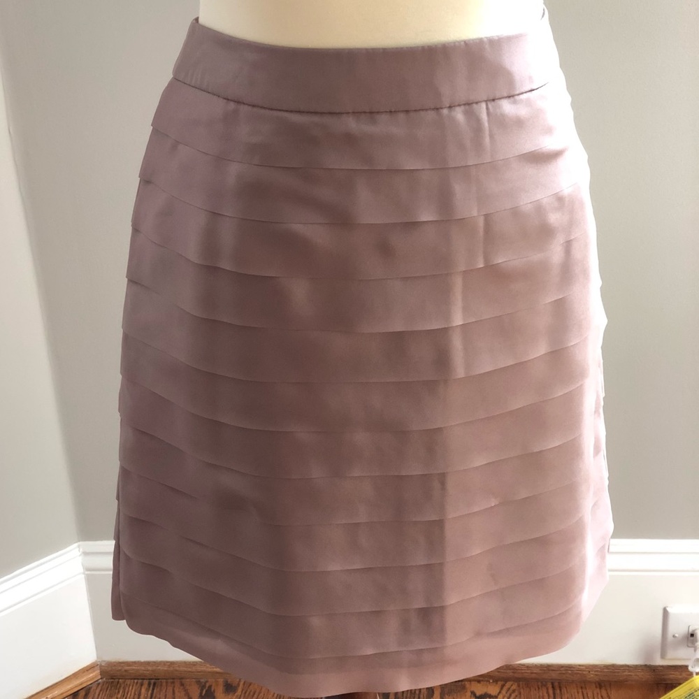 Ann Taylor Loft 100% Silk Skirt (EUC, soft layers, beautiful light purple mauve)